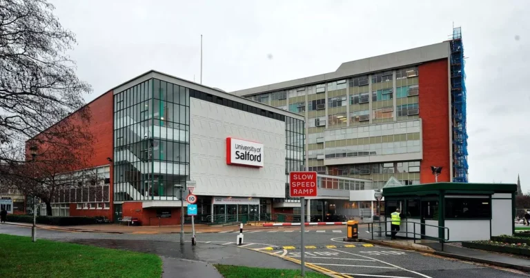 Salford Nurse and Midwife International Scholarship UK
